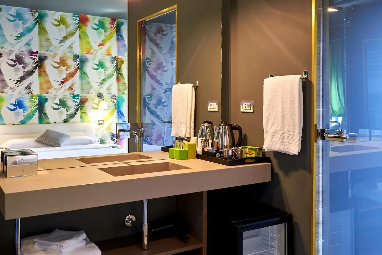 Eleganti Suite In Piazzale Lagosta Mailand