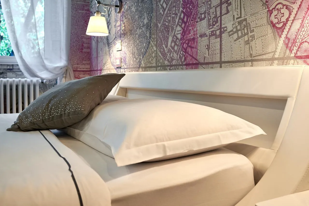 ** Guest house Eleganti Suite In Piazzale Lagosta Italy