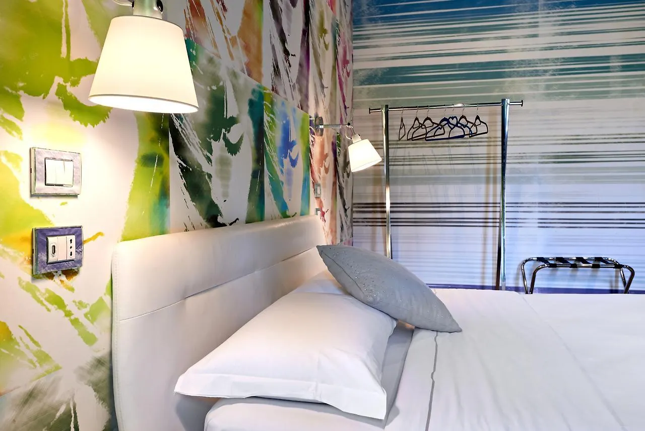 Eleganti Suite In Piazzale Lagosta Guest house