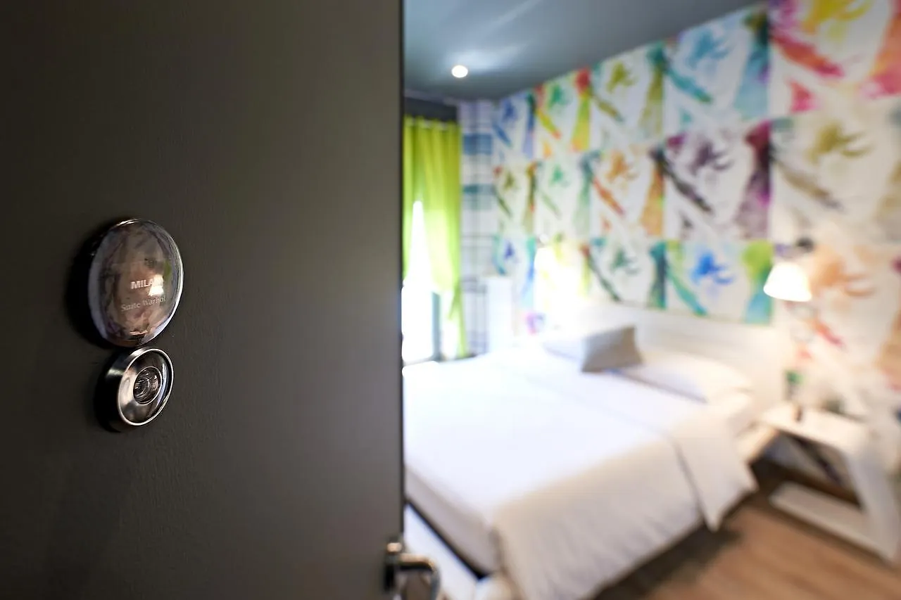 Eleganti Suite In Piazzale Lagosta Guest house