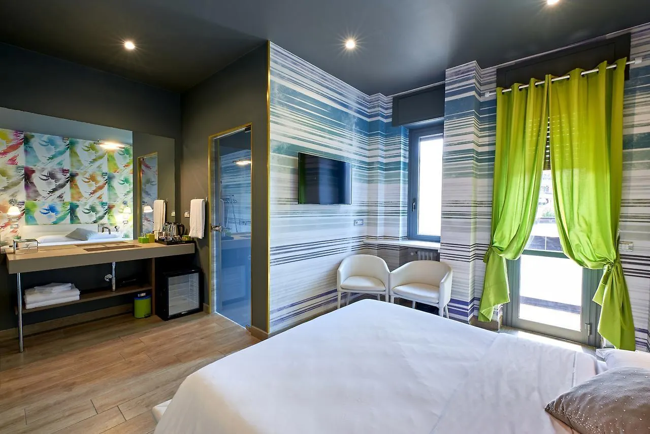 Eleganti Suite In Piazzale Lagosta Italy