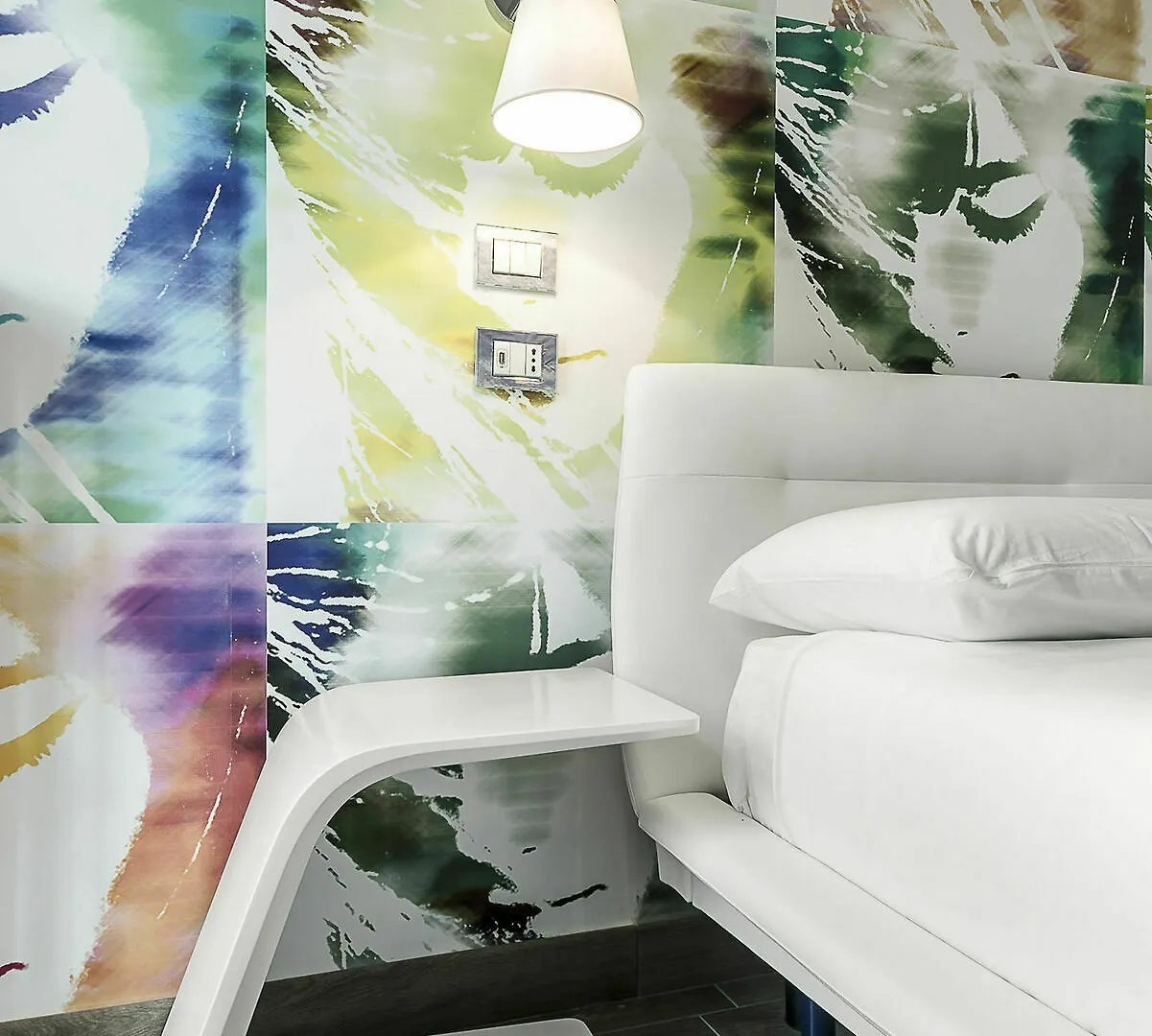 Eleganti Suite In Piazzale Lagosta 2*, Milan Italy