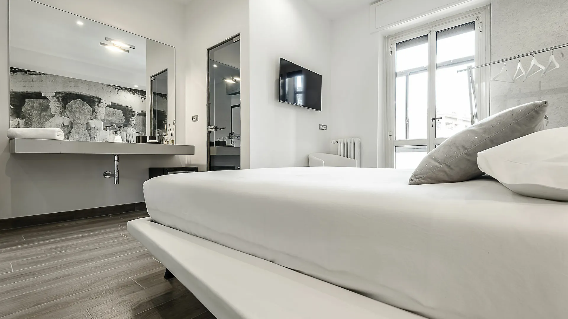 Eleganti Suite In Piazzale Lagosta Italy